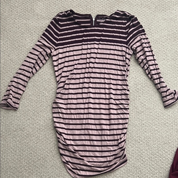 Jessica Simpson Maternity top - Picture 1 of 1